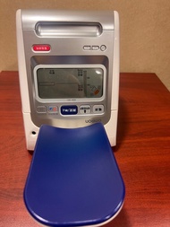 omron hem-1020 臂筒式醫療級血壓計