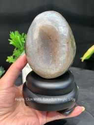 软糖红晶龙蛋 🥚✨ 粉嫩晶体闪闪发光，像糖果一样甜美🍬 增人缘、守护爱情💖  Candy Red Quartz Dragon Egg ✨ Sparkling pinkish-red crystals 