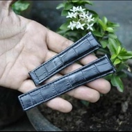 Carrera Monaco Aquaracer 22mm Leather Watch Strap - Black