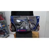 Diecast Newray 1:6 Miniature Motorcycle Cross/Trail Yamaha YZ450F