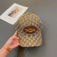 GUCCI666 White Classic GG Pattern Baseball Cap