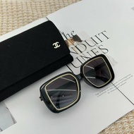 CHANEL 方框太陽眼鏡 - 漸變灰