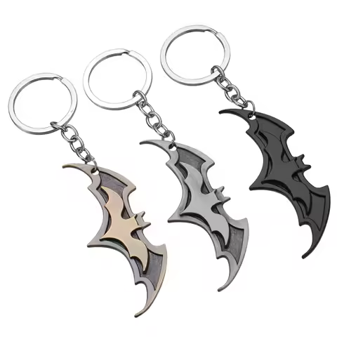 3 types Batman anime keychain creative keychain high-end car couple keychain TOYS Gift