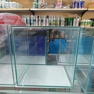 Aquarium kaca 30x30x30 (satu kaki)