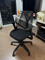 Herman Miller Sayl Black