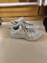 ASICS 運動鞋