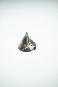 香港一元戒指配大一元