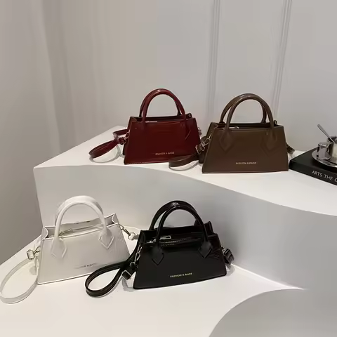 2025 Stylish Handbag - Elegant crossbody bag, Simple and fashionable crossbody bag, Small square han