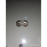 Motorcycle chain chain connection 420