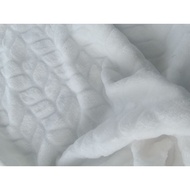 FLUFFY BLANKET, SOFT AND THICK FUR BLANKET, HOTEL BLANKET