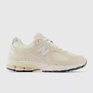 New Balance 2002R Calm taupe with angora