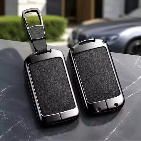Suitable for Volvo XC40 XC60 XC90 S60 S90 V40 V50 V90 EX30 2018 2021 car remote key bag leather car 