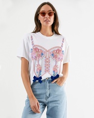 iCONiC ISABELLAS CLOSET T-SHIRT #178359 เสื้อยืดผญ พิมพ์ลาย บรา คลอเซท ปักลูกไม้ เสื้อยืด เสื้อแฟชั่