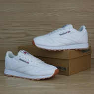 Reebok classic leather white/black Shoes import quality made in vietnam