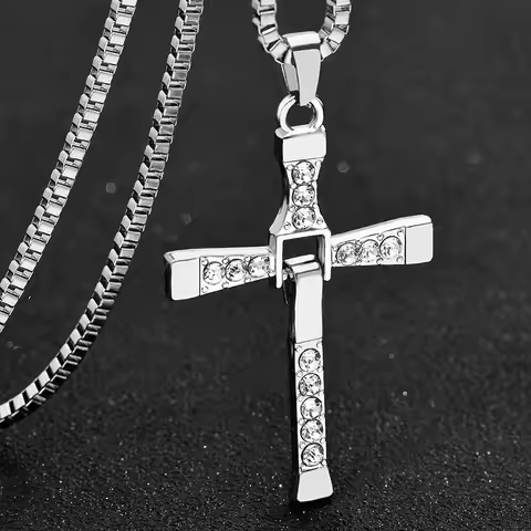 Dominic Toretto The Fast and The Furious Celebrity Vin Diesel Item Crystal Jesus Men Cross Pendant N