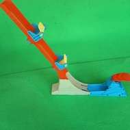 Hotwheels track jump, jumping track 1 set HW, HDR82 track Original "1 set"