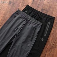 外國預訂 Arc'teryx 防水長褲 男女可穿 拉鍊logo標識 戶外長褲