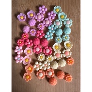 RM4.50/50 pieces : TF-E - Resin - Bunga - Flower - 1.3 cm x 1.5 cm