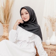 Kerudung  Bella Square Warna Sage Green / Hijab Segi Empat Terbaru 2023 / Jilbab Segi 4