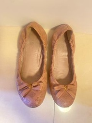 Louis Vuitton flat shoes