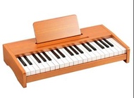 CS-TINY 37  PIANO 兒童迷你 37鍵桌面電子琴 兒童迷你 37鍵桌面電子琴  迷你鋼琴 兒童鋼琴 兒童電子琴 tinyPIANO的可愛設計基本上就是一台小型的立式鋼琴。研發製造的３７鍵