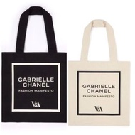 Chanel V&amp;A Gabrielle Chanel. Fashion Manifesto Tote Bag Chanel 聯乘 V&amp;A帆布袋