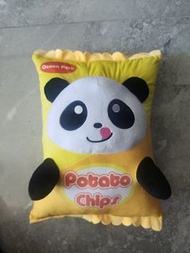 海洋公園珍寶獎熊貓薯片造型枕頭