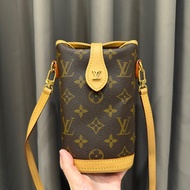 LV 原花金釦Fold me斜背薯條包M80874