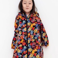 【新款預購】KiU 活潑印花兒童斗篷雨衣 K409 可背書包 (6色 M,L)