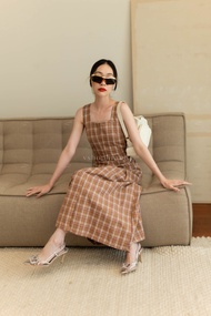 พร้อมส่ง เดรสยาวแขนกุดลายสก็อตจับจีบข้าง ป้ายงาน Vshopbrand