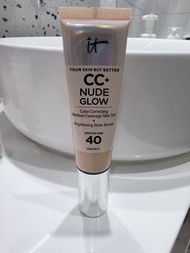 IT Cosmetics CC+ Nude Glow 膚色修正精華粉底霜