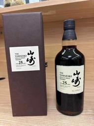 【現金交易】高價回收山崎YAMAZAKI25年絨盒版威士忌，港澳地區實體門店信譽保證！ 高價收購山崎YAMAZAKI25年絨盒版日本威士忌 同行最高價 有實體門店 歡迎發圖咨詢