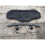 BMW F48 X1 LCI B48 FRONT BRACKET BONNET LOCK STRIKER; SLOT COVER; INSULATION ENGINE 7435104 7471230 