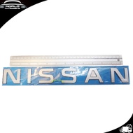logo NISSAN สีเทา จำนวน 1 ชิ้น โลโก้ Nissan นิสสัน สีเทา