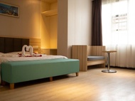 Super 8 Ezhou Wenxing Avenue