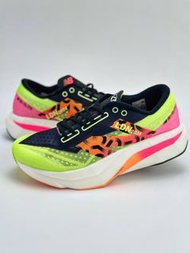 New Balance FuelCell SuperComp Trainer V2 新百倫NB系列超輕量化低幫休閒運動慢跑鞋 耗時半年之久 真正原廠數據開發 原廠網紗 正確卡色皮料衝裁組合 匠心打造 