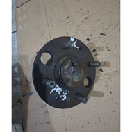 Hub nap rear wheel bearing accord prestige 86-88