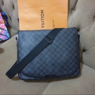 authentic tas selempang pria messenger louis vuitton lv damier B