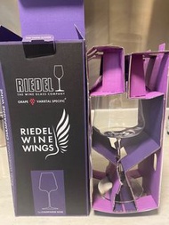 (每隻杯都有盒，$150一隻，有多隻可出售）Riedel Wine Wings Champagne Wine Glass