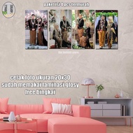 Cetak Foto Ukuran 20x30 Fre Bingkai Isi 4 Pcs Harga Termurah Sudah Di Lapisi Laminasi Glosy bingkai 