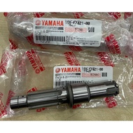 100% ORIGINAL -YAMAHA LC135 AXLE DRIVE SHAFT FRONT SPROCKET SHAFT -1S9-E7421-00
