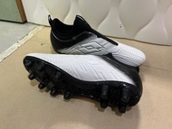 Lotto 無鞋帶足球鞋