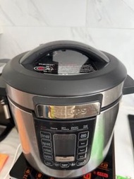 Philips 飛利浦 All-In-One 智能萬用鍋 HD2137/52 (like new)