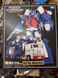 變形金剛 MP-22 ULTRA MAGNUS 全新未開 盒不是完美品