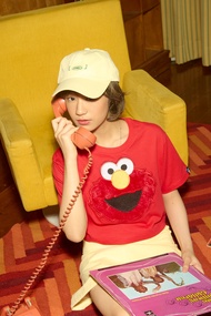 เสื้อครอป Sesame Street Elmo