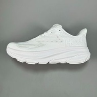 Hoka One One Clifton 9