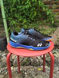 Sepatu yonex badminton anak size 32 sampai size 38 / sepatu olah raga outdoor / sepatu yonex childre
