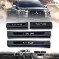 ชายบันได กันรอยชายบันได สคัพเพลท รุ่น มิตซูบิชิ ไทรทัน MITSUBISHI TRITON ปี 2023 - 2024 สีดำ ตัดโครเมี่ยม 4 ประตู 4 ชิ้น