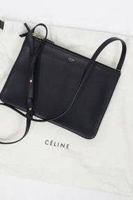 『正品 』展現您的個性！ 經典 Celine Trio 黑色羊皮手 肩背包 包包 公事包  #23母親節