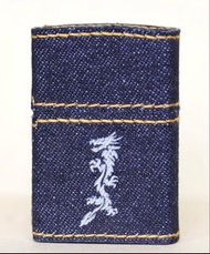 日版 牛仔布龍刺繡Zippo 打火機